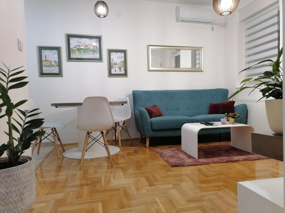 Carmen Deluxe Apartment Novi Sad Exterior photo